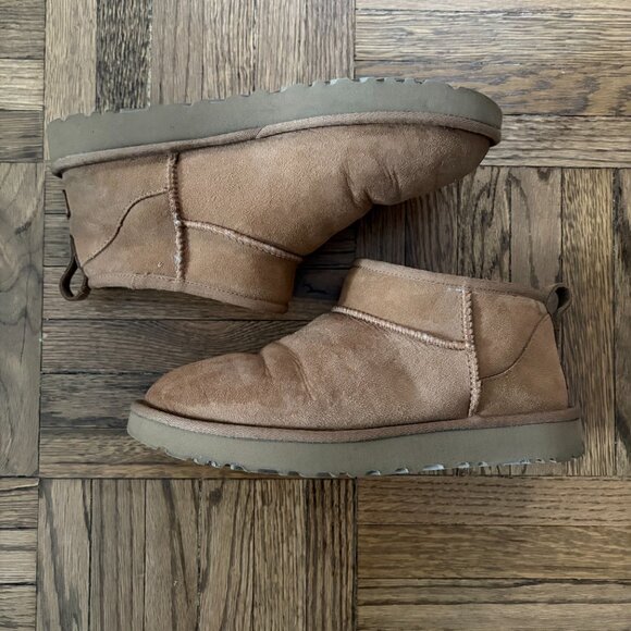 UGG Classic Ultra Mini Boots - Picture 5 of 8